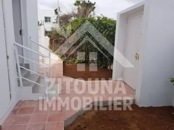 A louer un appartement tout neuf , jamais habité et avec jardin à la Marsa