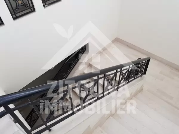 A vendre un appartement à la Soukra