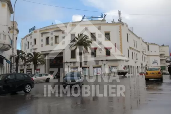 A vendre un fond de commerce à la Marsa Plage