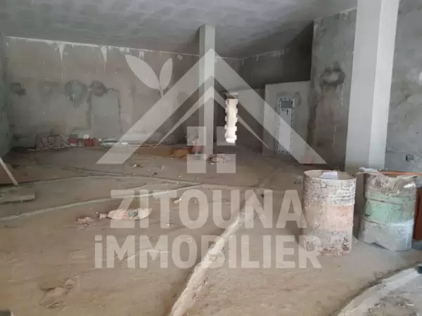 A louer un local commercial à Bhar Lazreg