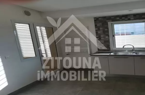 A louer un appartement de très haut standing à la Soukra