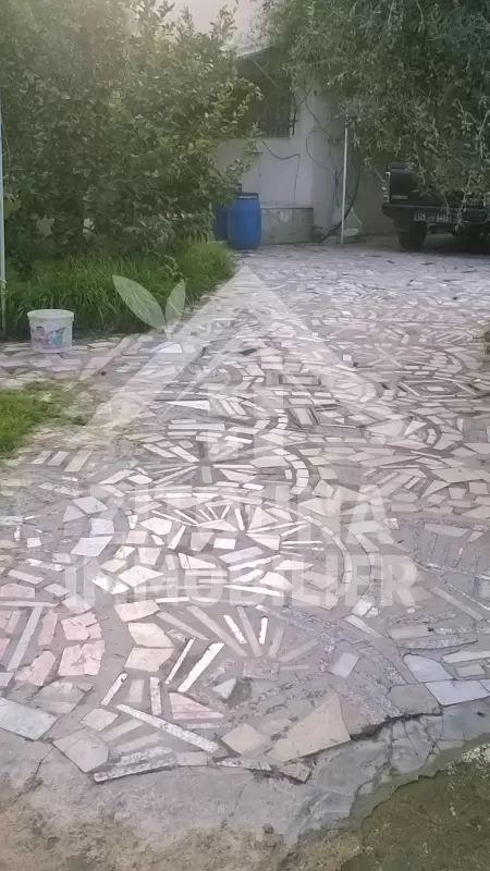 A vendre une villa sur 2 niveaux à Fondok jdid