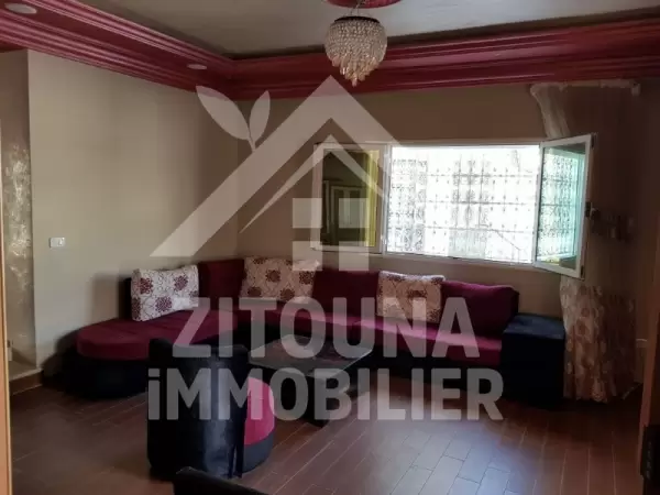 A louer une petite villa meublée à la Marsa