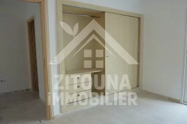 A louer un appartement sur la route du relais donnant sur la foret de Gammarth