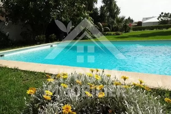 A vendre une belle villa à La Soukra