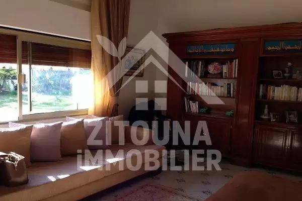 A vendre une belle villa à La Soukra
