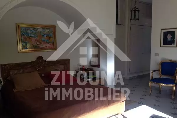 A vendre une belle villa à La Soukra