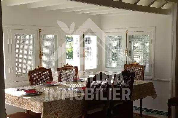 A vendre une belle villa à La Soukra