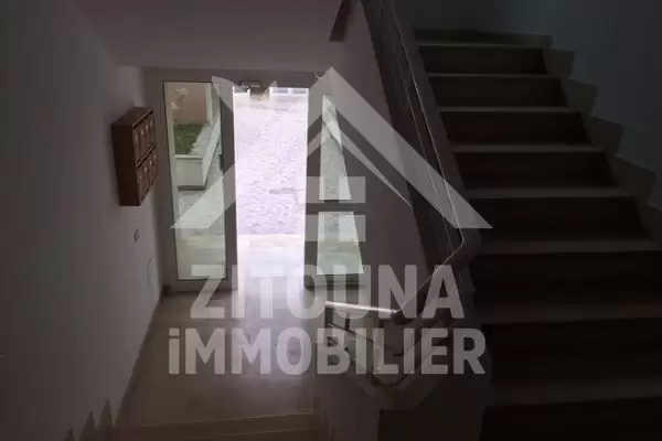 A louer un appartement au Lac 2