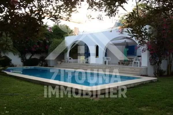 Une villa à louer meublé entièrement indépendante .