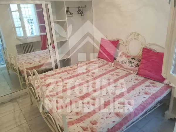 A louer un RDC de villa à la Marsa Corniche