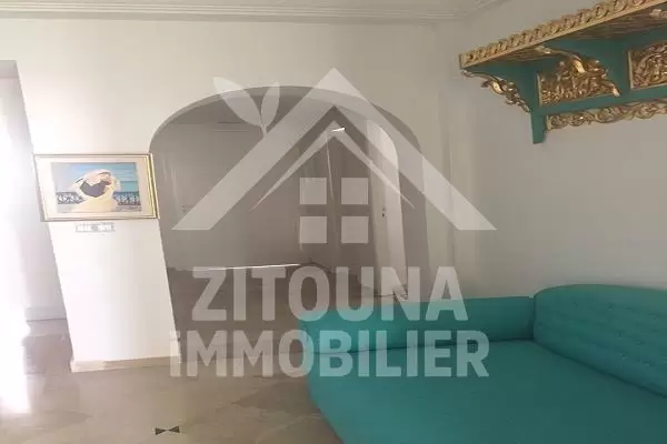 A vendre un bel appartement dans une résidence avec piscines