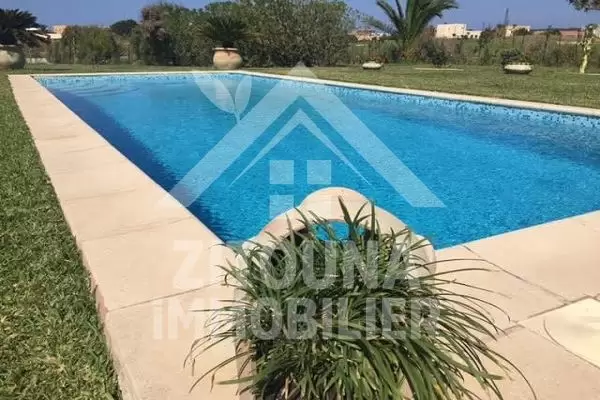 A louer cette somptueuse villa au golf de gammarth