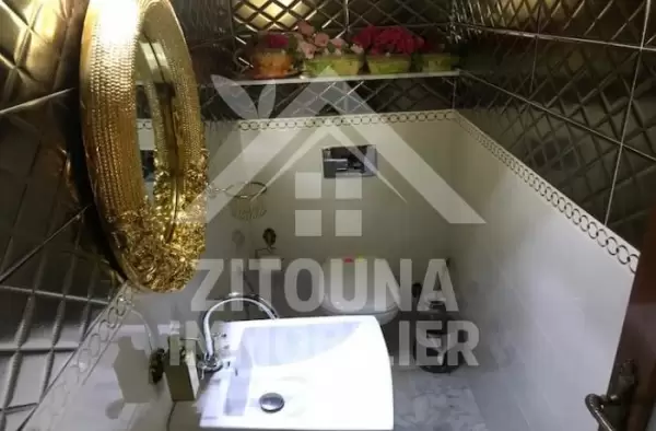 A louer un bel appartement au RDC du Septembre au Mai à LA Marsa