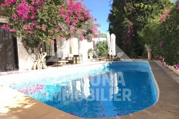 A louer une maison typique à Carthage