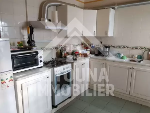 A louer un appartement meublé avec vue sur Mer à la Marsa Plage