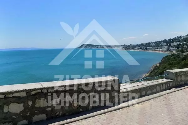 A louer bel appartement à La Marsa plage