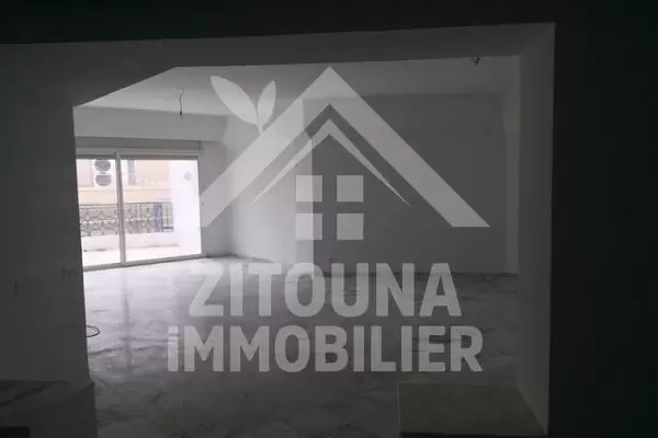 A louer bel appartement à La Marsa plage