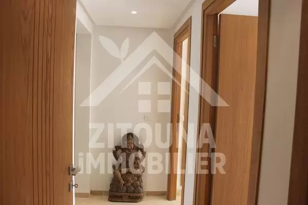 A louer bel appartement à La Marsa plage