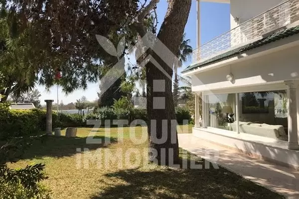 A vendre une maison typique à Carthage