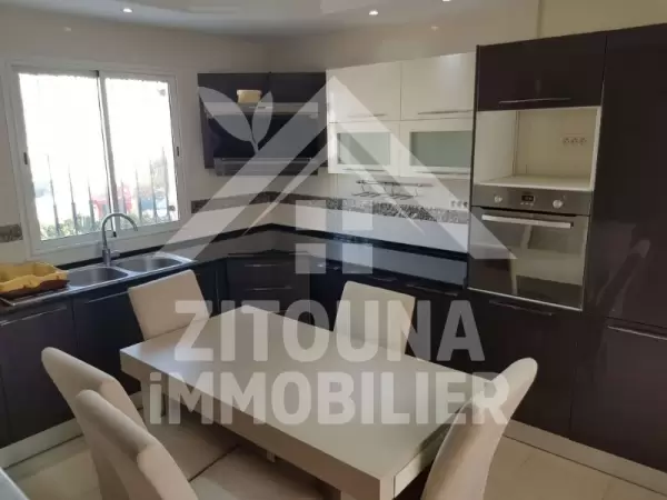 A louer un bel appartement meublé à La Marsa Ville