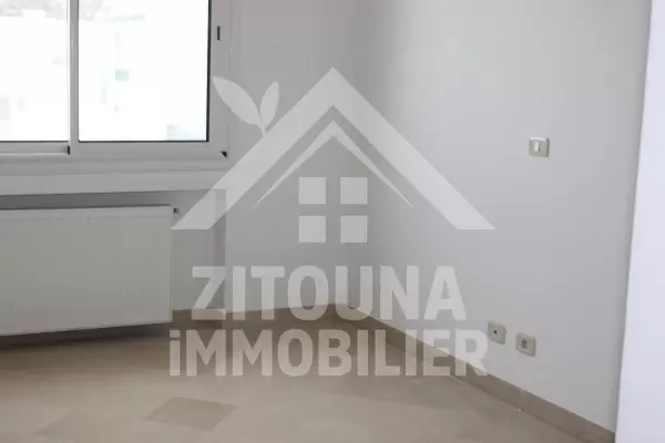 Appartement tout neuf à louer à La Marsa