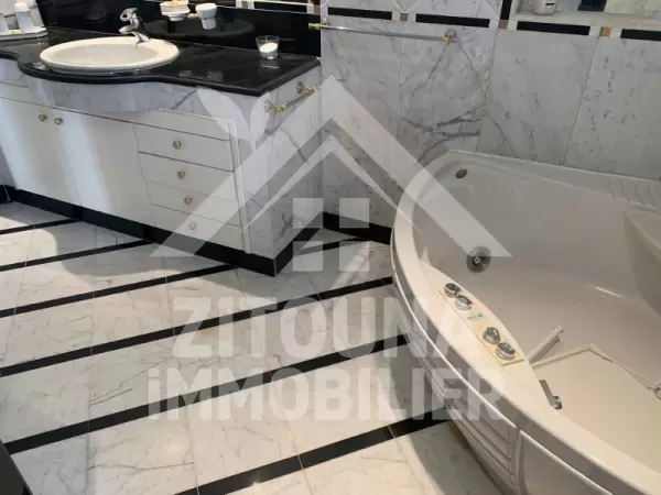A vendre une villa à Carthage