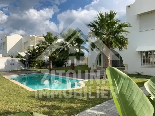 A louer une belle villa à Gammarth Marina