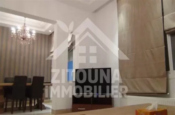 A louer un beau duplex à Gammarth Marina