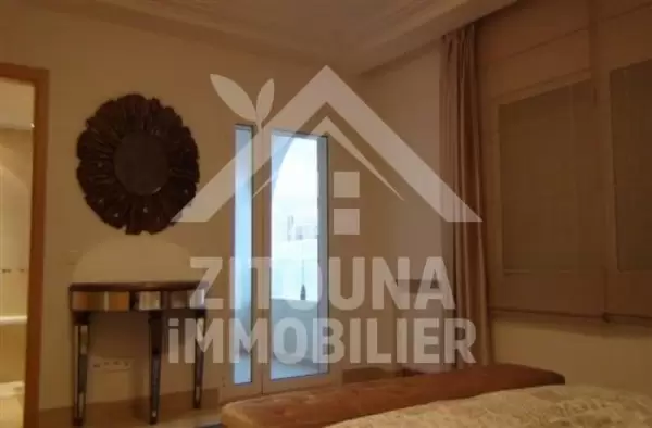 A louer un beau duplex à Gammarth Marina