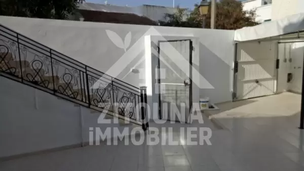 A louer un RDC de villa à Salambo