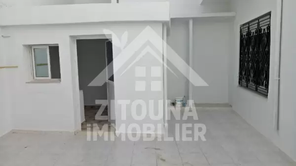 A louer un RDC de villa à Salambo