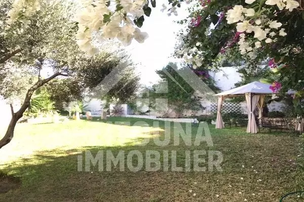 A vendre une villa à Gammarth