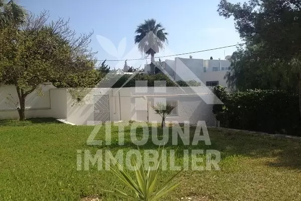 A louer une belle villa à Gammarth