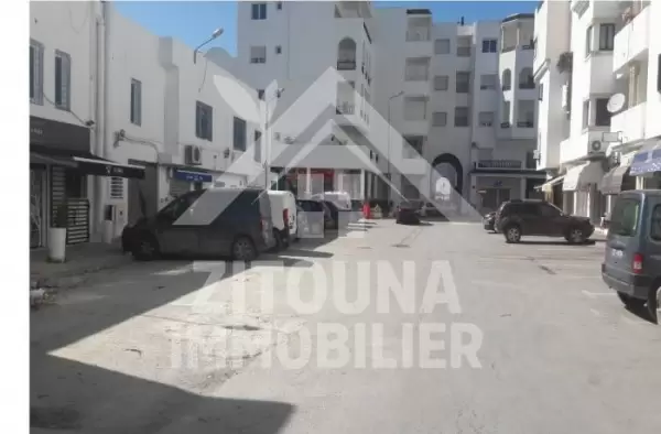 A vendre un Fond de commerce d'un local à La Marsa