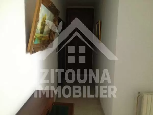 A louer un étage de villa meublé