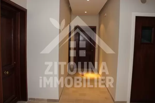 Appartement très haut standing au Lac 2