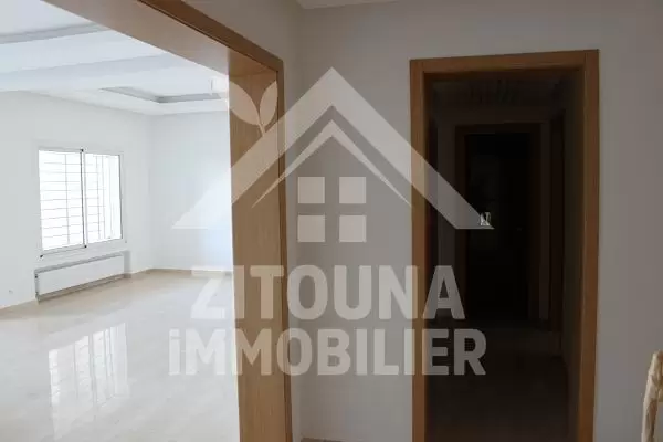 A louer un beau duplex aux Jardins de Carthage