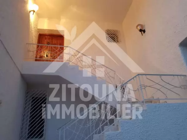 A louer un étage de villa à la Marsa