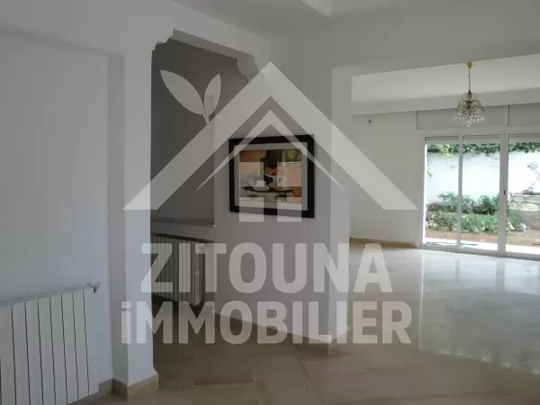 A louer Un rez de chaussée de villa indépendant