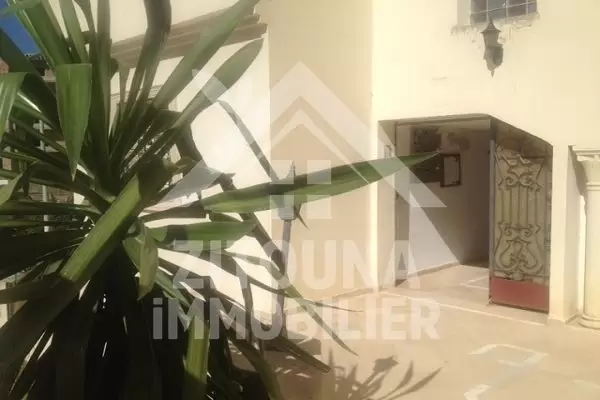 A louer bel appartement meublé à Ain Zaghouan