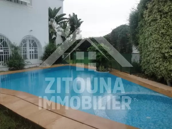 Villa à louer à Gammarth supérieur