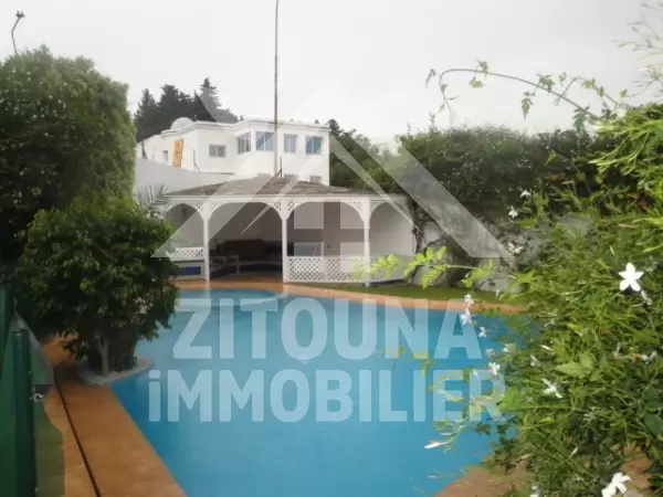 Villa à louer à Gammarth supérieur