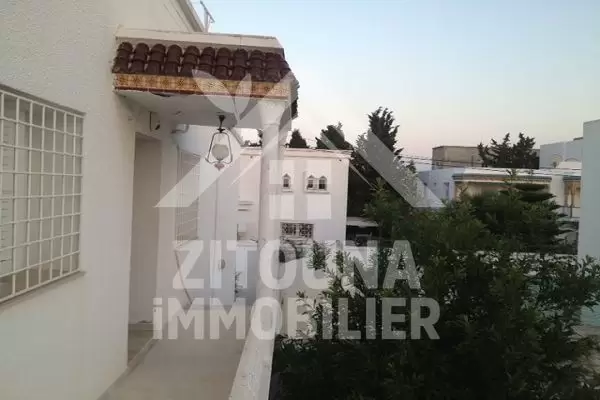Bel étage de villa à louer à la Marsa