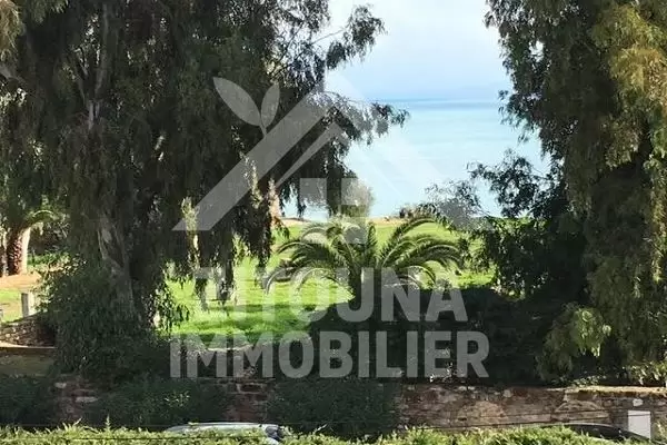 A louer une belle villa à Carthage avec un vue sur mer