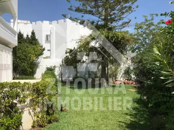 A louer une belle villa à El Menzah 9