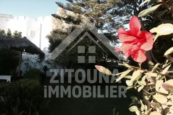 A louer une belle villa à El Menzah 9