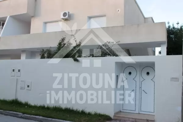 Etage de villa à louer