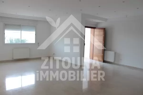 Etage de villa à louer