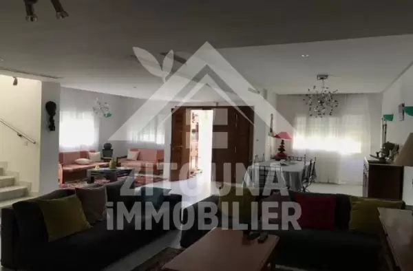A louer une villa à cité khalil